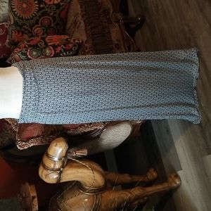 MAX STUDIO MAXI SKIRT - Size Medium